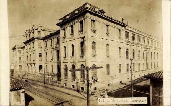 Foto Ak Cienfuegos Kuba, Colegio Montserrate