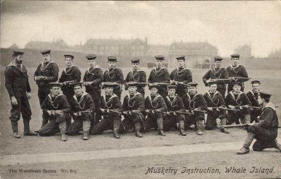 Ak The Woodbury Series, Gewehrausbildung, Whale Island