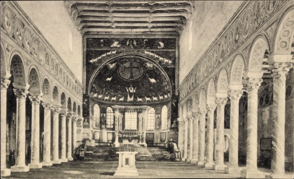 Ak Vatikan Rom Lazio, Innenansicht einer Kirche, Säulen, Altar, Kuppel, religiöse Symbole