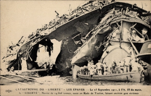 CPA Catastrophe du cuirassé Liberté, 25 septembre 1911
