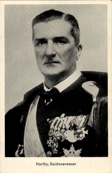Ak Admiral Miklos von Horthy, Reichsverweser Ungarns, Portrait, Orden