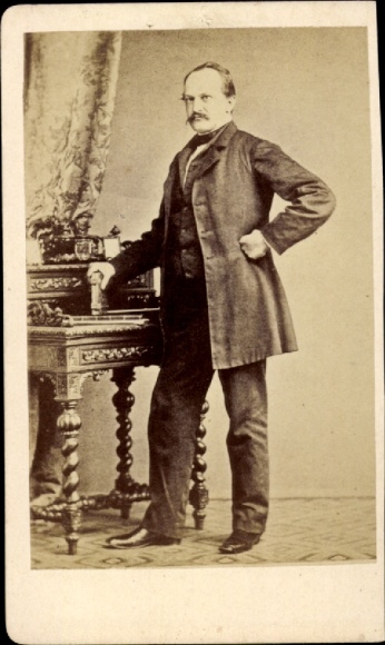 CdV von Eschwege, Hessischer Adel, Mann-Porträt