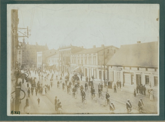 Foto Schlesien, Fahrradfahrer, 2. Bundesfest d. Oberschlesischen Radfahrerbundes, Kronprinzenstr.