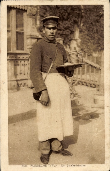 Ak Types Russes, un marchand de blinis, russischer Bäcker in Tracht