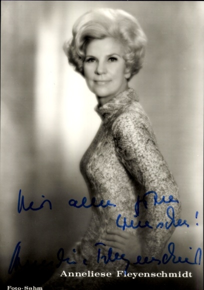 Foto Fernsehmoderatorin Anneliese Fleyenschmidt, Portrait, Autogramm