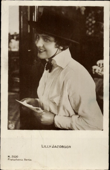 Ak Schauspielerin Lilly Jacobsson, Portrait