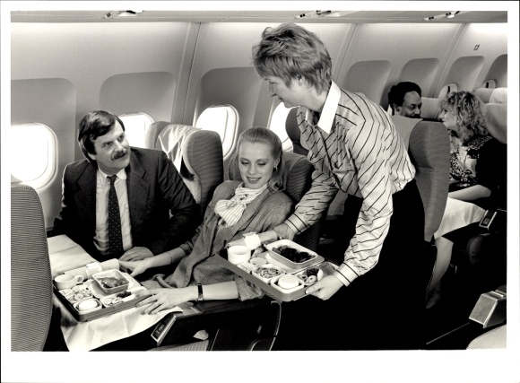 Foto Deutsches Passagierflugzeug, Airbus A300-600, Lufthansa, Business Class