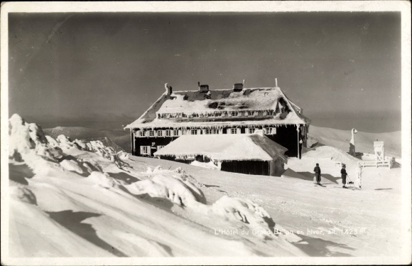 Foto Ak Soultz Sulz Elsass Haut Rhin, Grand Ballon, Großer Belchen, Hotel du Grand Bailon en hiver