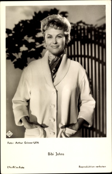 Ak Schauspielerin Bibi Johns, Portrait