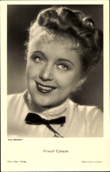 Ak Schauspielerin Friedl Czepa, Portrait