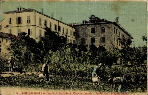 Ak Konstantinopel Istanbul Türkei, Kadi Keui, Etablissement der Brüder, Gartenarbeit