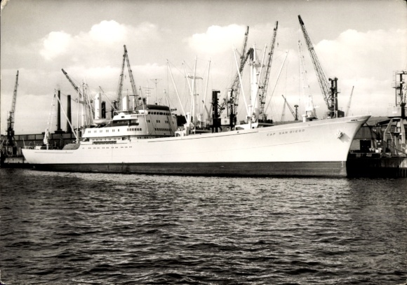 Ak MS Cap San Diego, Frachtschiff, HSDG, Eggert & Amsinck, Hafen