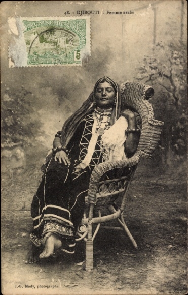 Ak Djibouti Dschibuti, Arabische frau