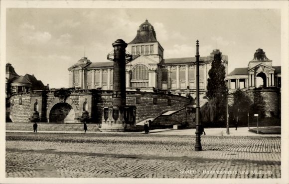Ak Szczecin Stettin Pommern,  Hakentamas und Museum,  Architektur, keine Personen, keine Hakenkre