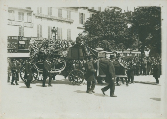 Foto Obseques de Henry Rouson ?, char funebre 1914