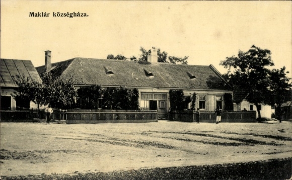 Ak Maklar Ungarn, Dorfgemeinschaftshaus