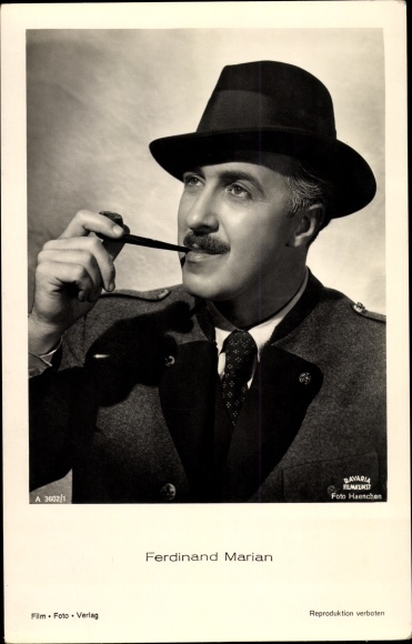 Ak Schauspieler Ferdinand Marian, Pfeife, Hut
