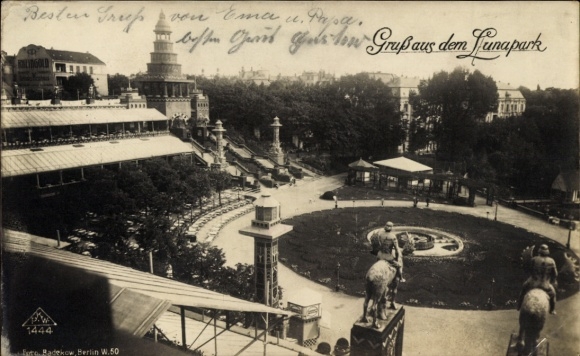 Ak Berlin Wilmersdorf Halensee, Tribüne im Luna Park, Grünanlage