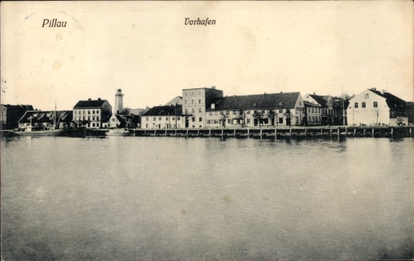 Ak Baltijsk Pillau Ostpreußen,  Vorhafen, Wasser, Gebäude, Hafenansicht