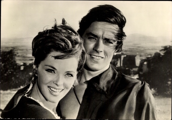 Ak Schauspieler Alain Delon, Schauspielerin Virna Lisi, Portrait, Film Die schwarze Tulpe