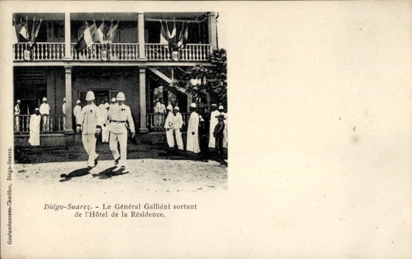 Ak Diego Suarez Madagaskar, General Gallieni verlässt das Residence Hotel