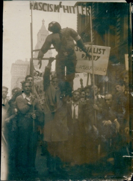 Foto New York City USA, Vigoureuse Manifestation Antihitlerienne