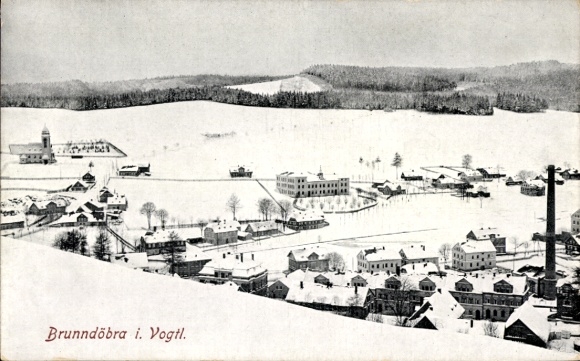 Ak Brunndöbra Klingenthal im Vogtland Sachsen, Schneelandschaft,  Vogtl., Häuser, Kirche, Berge