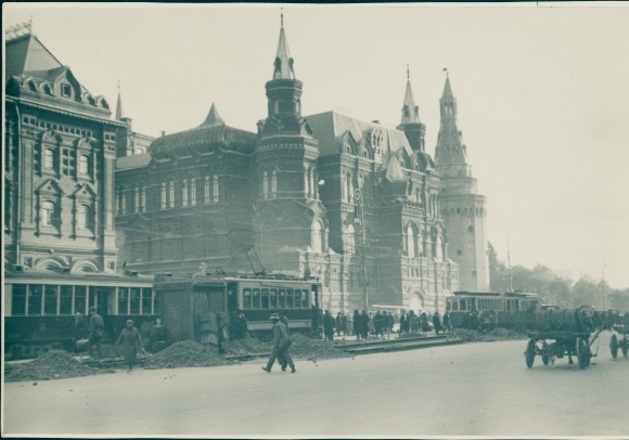 Foto Moskau Russland, historisches Museum, Lenin-Museum, Kremlturm, Straßenbahnen