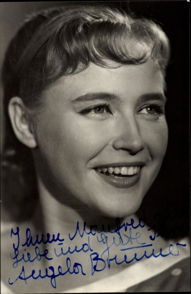 Ak Schauspielerin Angela Brunner, DEFA, Junges Gemüse, Autogramm