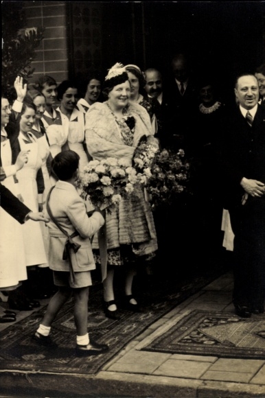 Judaika Ak Wilhelmina, Königin der Niederlande, besucht das jüdische Invalidenkrankenhaus 1938