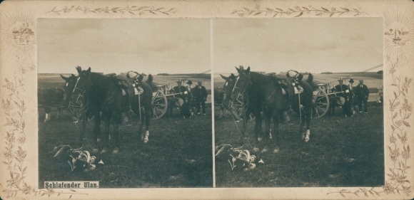 Stereo Kabinettfoto Schalfender Ulan, Wagen des Fesselballons, deutsche Soldaten im Kaiserreich