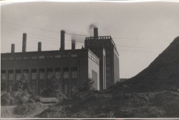 Original Foto Berlin Lichtenberg,  Heizkraftwerk Klingenberg, um 1946, ca. 12x17 cm