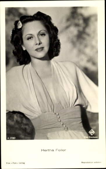 Ak Schauspielerin Hertha Feiler, Portrait