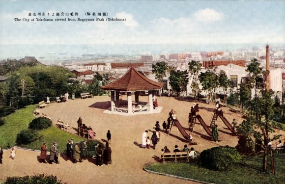 Ak Yokohama Präf. Kanagawa Japan, Blick auf  Nogeyama Park, Menschen, Spielplatz, Bäume