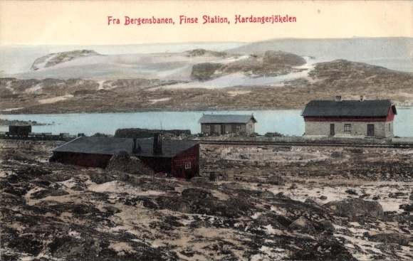 Ak Norwegen, Bergensban, Station Finse, Eisenbahn, Gletscher Hardangerjøkulen
