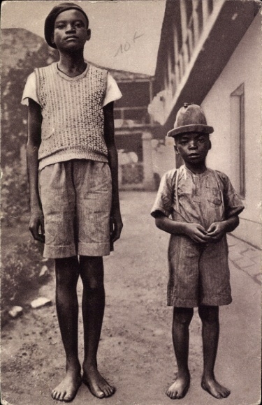 Ak Kamerun, Ecoliers de Yaoundé, Missions des Pères du Saint Esprit, Jungen