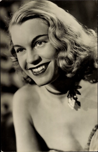 Ak Schauspielerin Catja Görna, Defa Film, Portrait, Carola Lamberti