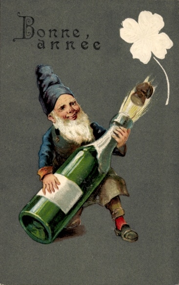 Präge Ak Fröhliches Neujahr, Zwerg mit Sektflasche, Kleeblatt