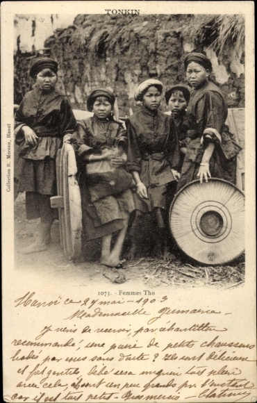 Ak Hanoi Tonkin Vietnam, Fünf Frauen in traditioneller Kleidung, Tonkin, Sammlung R. Moreau